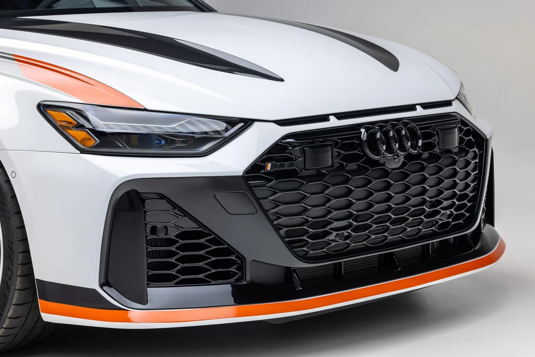 2025 Audi C8 RS6 - Image 17 of 31