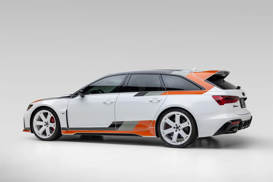 2025 Audi C8 RS6 - Image 15 of 31