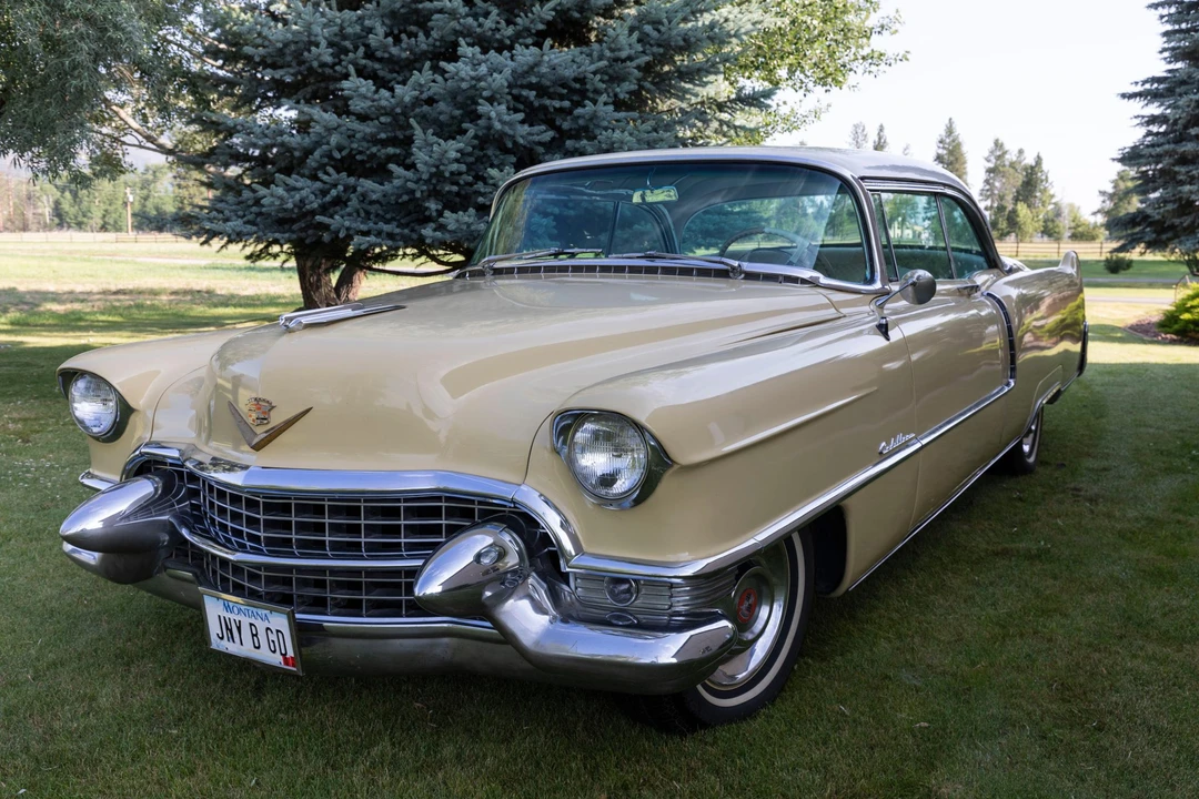 1955 Cadillac Series 62 3rd Gen - Image 2 of 31