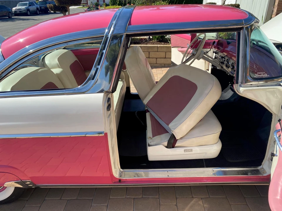1955 Ford Fairlane 1st Gen - Image 27 of 31