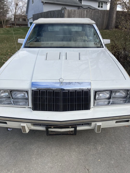 1985 Chrysler LeBaron - Image 14 of 31