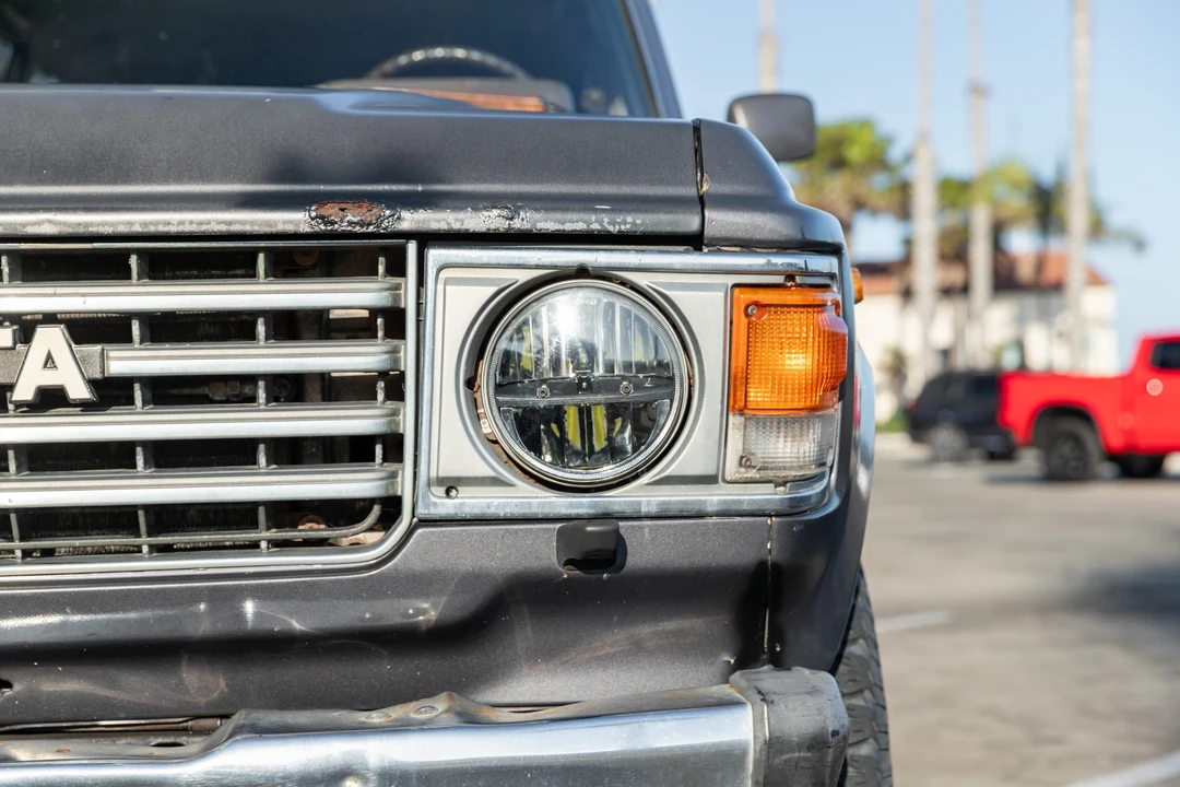 1985 Toyota J60 Land Cruiser - Image 12 of 31