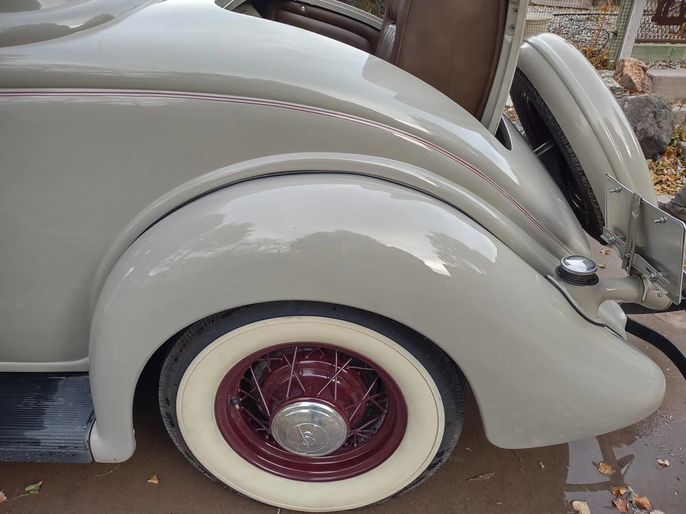 1935 Ford Model 48 & 68 - Image 17 of 31