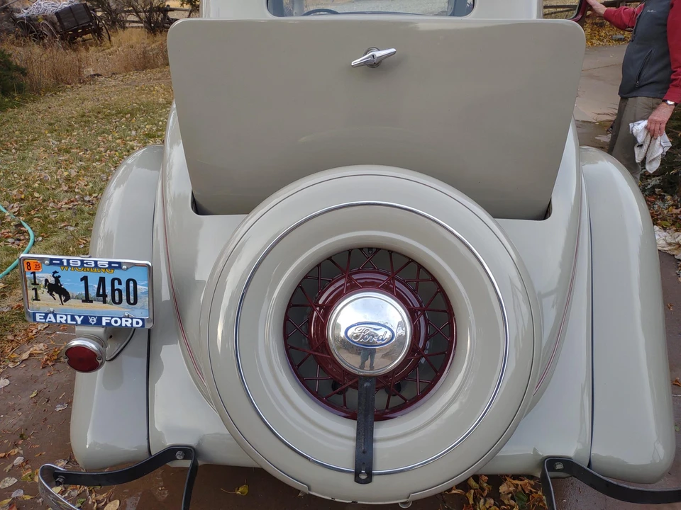 1935 Ford Model 48 & 68 - Image 18 of 31