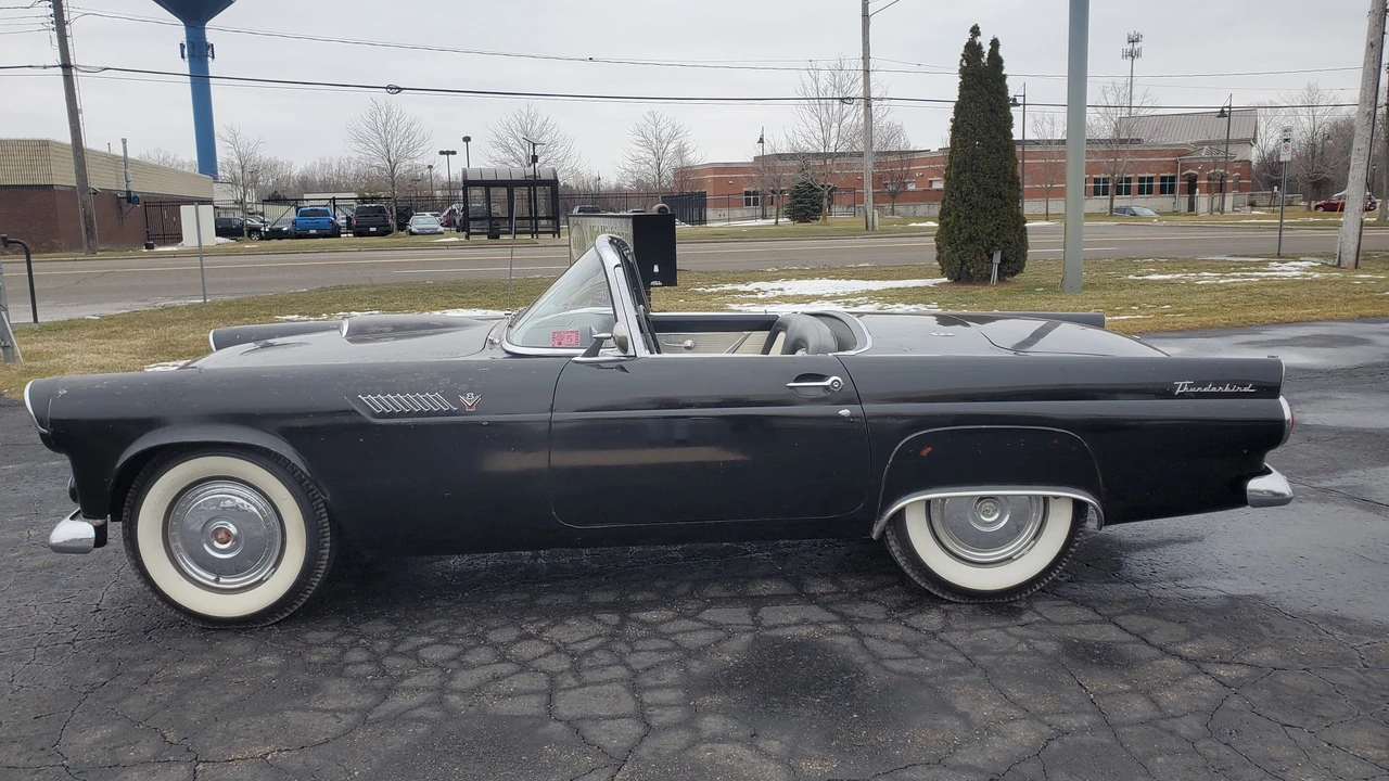 1955 Ford Thunderbird 1st Gen - Image 20 of 31