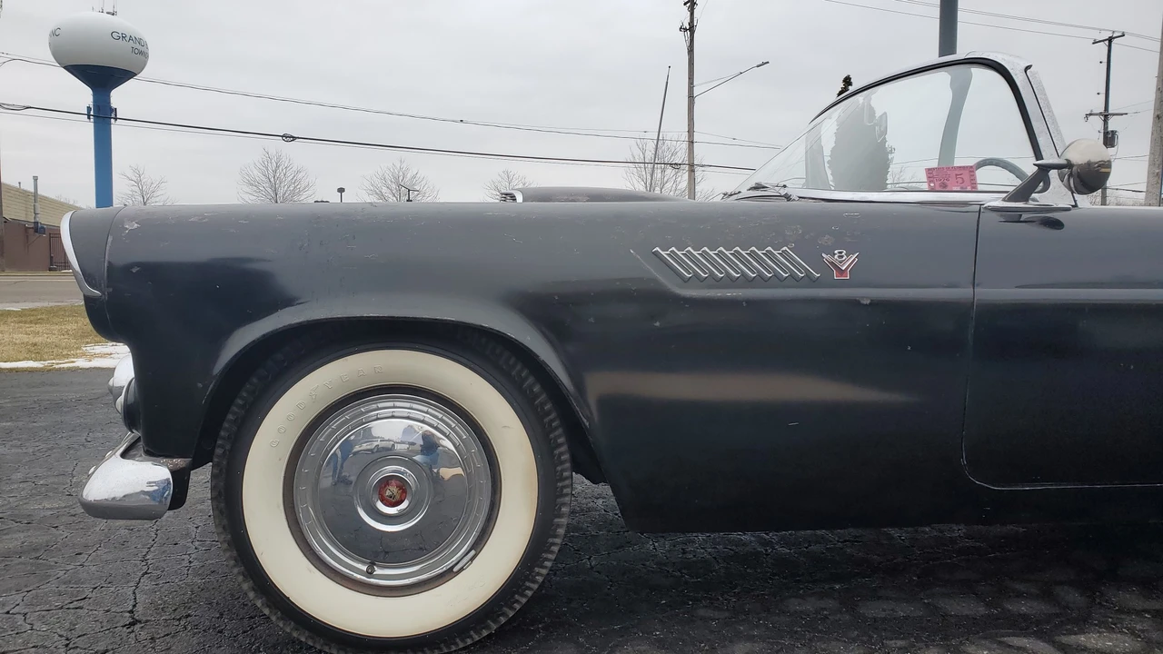 1955 Ford Thunderbird 1st Gen - Image 26 of 31