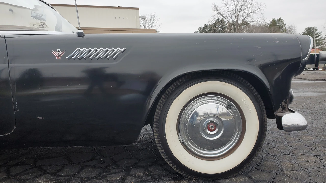 1955 Ford Thunderbird 1st Gen - Image 21 of 31