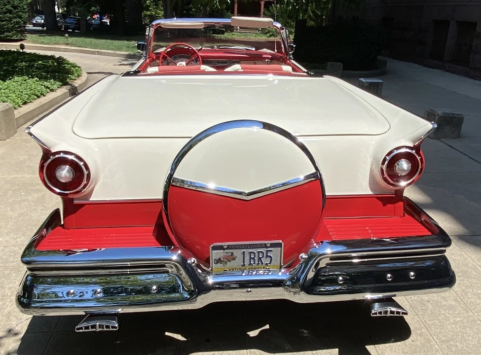 1957 Ford Fairlane 2nd Gen - Image 21 of 31