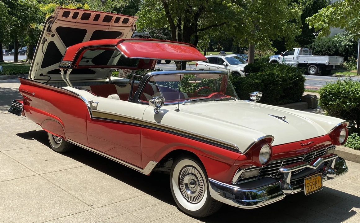 1957 Ford Fairlane 2nd Gen - Image 29 of 31