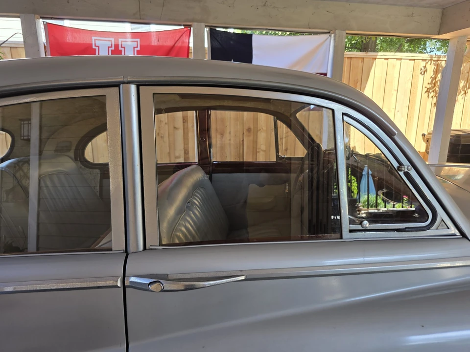 1957 Jaguar Mark VII & VIII & IX - Image 27 of 31