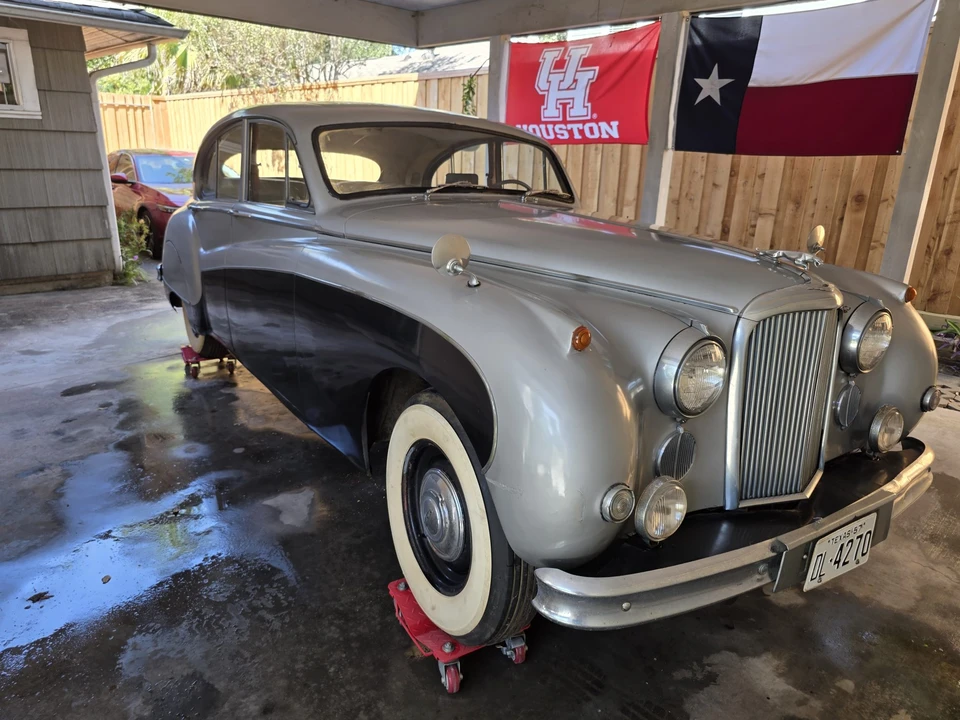 1957 Jaguar Mark VII & VIII & IX - Image 10 of 31