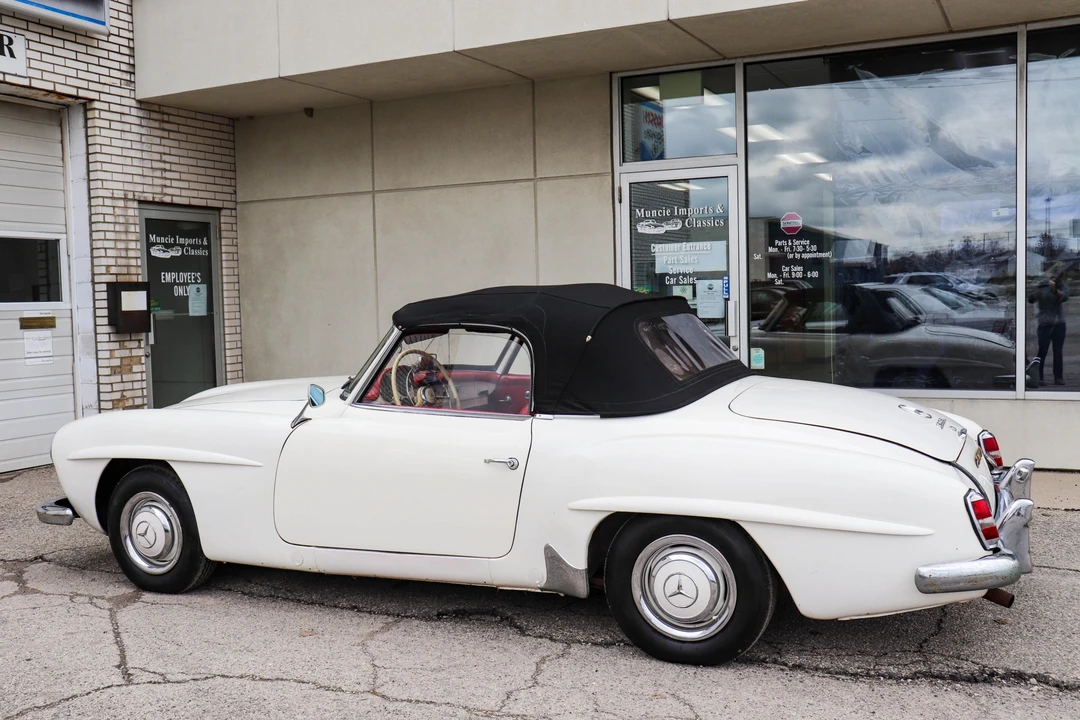 1961 Mercedes-Benz 190 SL - Image 6 of 31