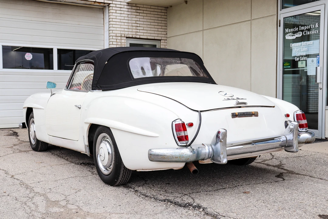 1961 Mercedes-Benz 190 SL - Image 9 of 31