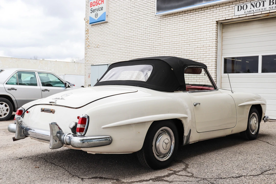 1961 Mercedes-Benz 190 SL - Image 15 of 31