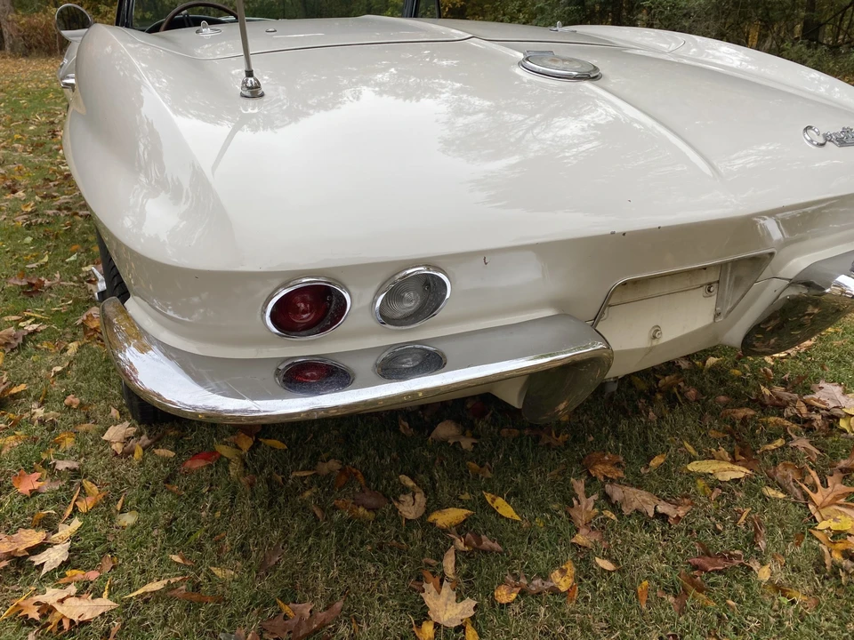 1964 Chevrolet Corvette C2 - Image 26 of 31
