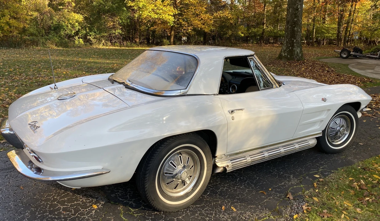 1964 Chevrolet Corvette C2 - Image 11 of 31
