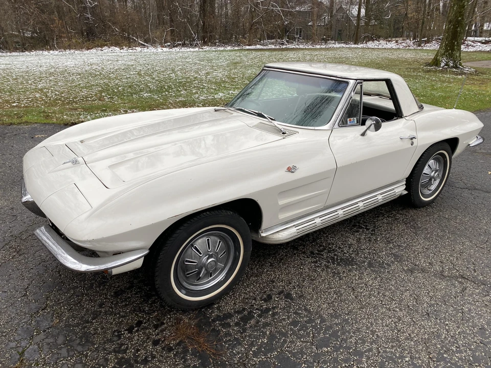 1964 Chevrolet Corvette C2 - Image 2 of 31