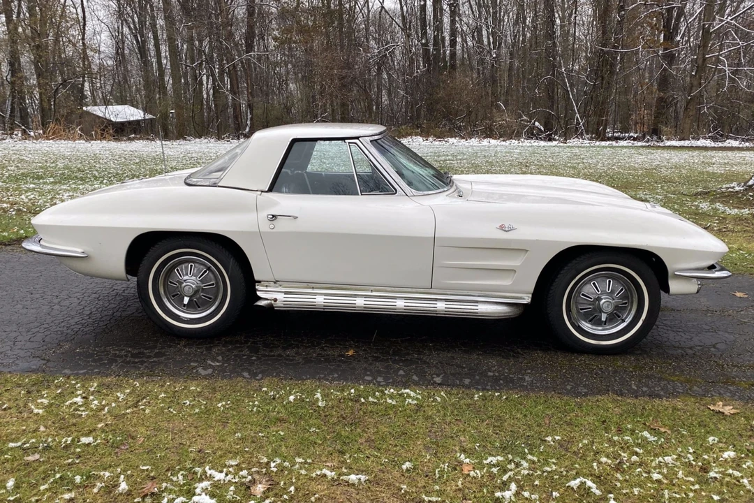 1964 Chevrolet Corvette C2 - Image 12 of 31