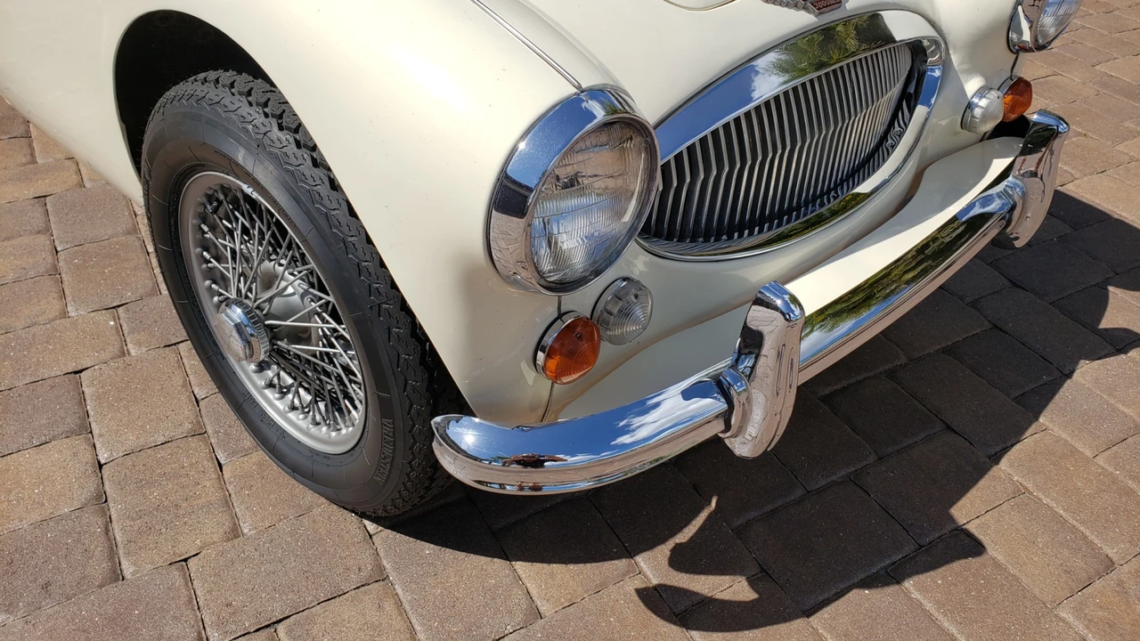 1967 Austin-Healey 3000 Mark III - Image 28 of 31