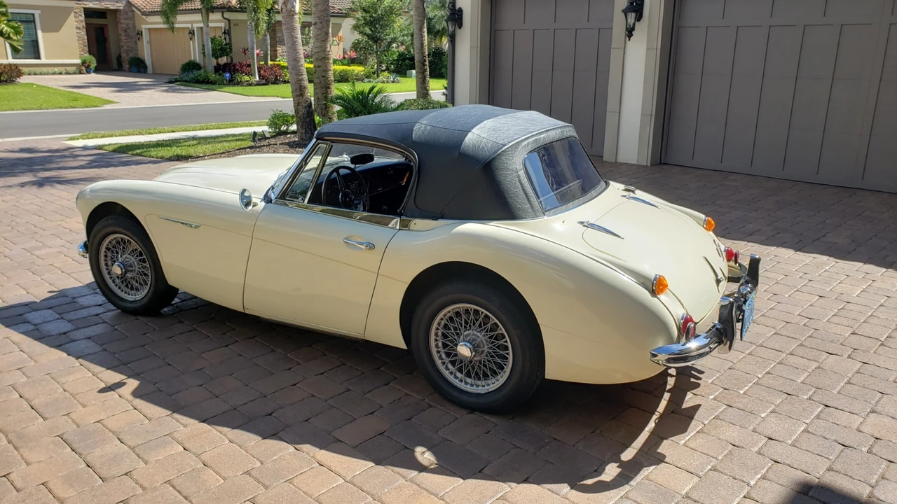 1967 Austin-Healey 3000 Mark III - Image 7 of 31