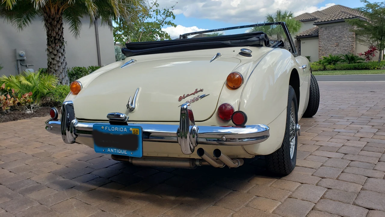 1967 Austin-Healey 3000 Mark III - Image 9 of 31