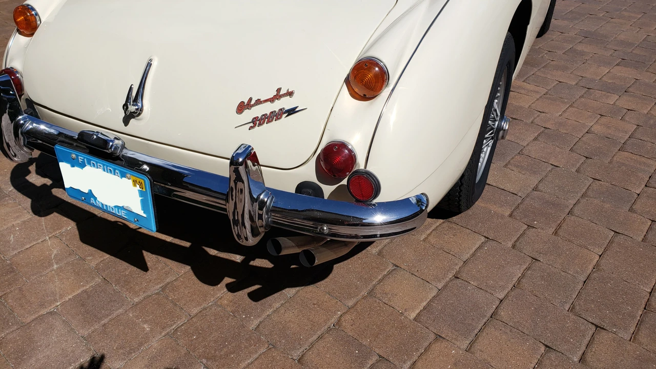 1967 Austin-Healey 3000 Mark III - Image 24 of 31