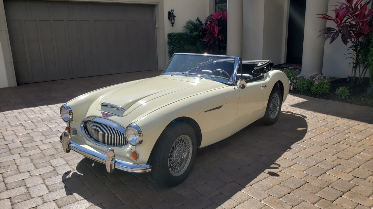 1967 Austin-Healey 3000 Mark III - Image 4 of 31