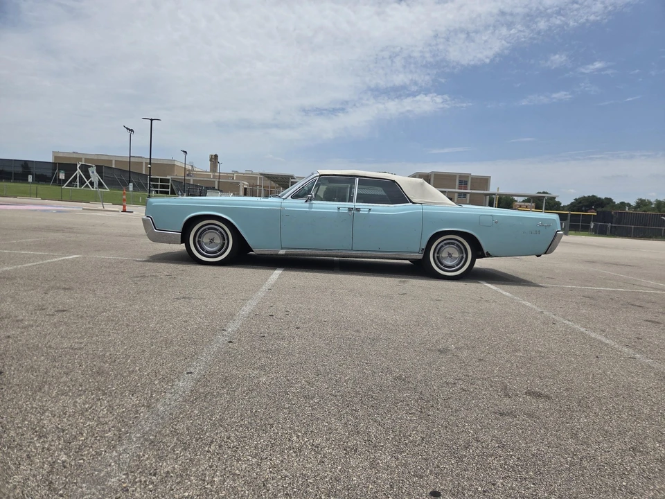 1967 Lincoln - Image 21 of 31