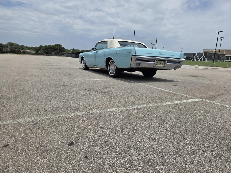 1967 Lincoln - Image 18 of 31