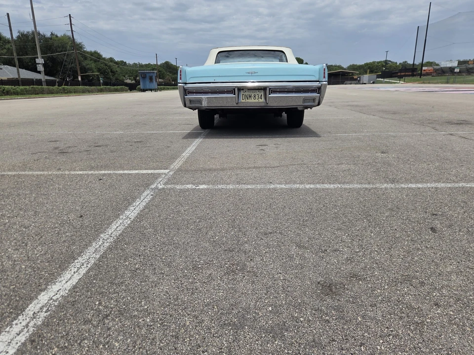 1967 Lincoln - Image 16 of 31