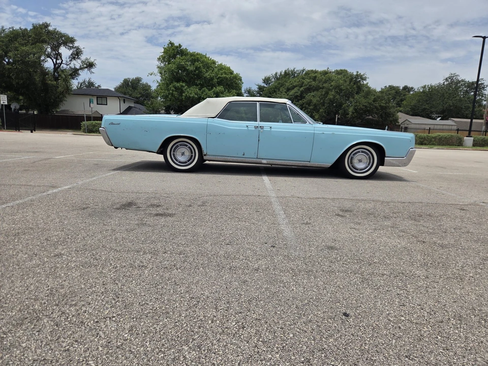 1967 Lincoln - Image 10 of 31