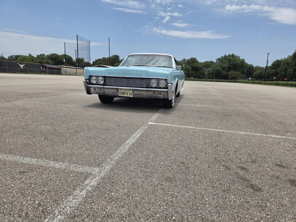 1967 Lincoln - Image 4 of 31