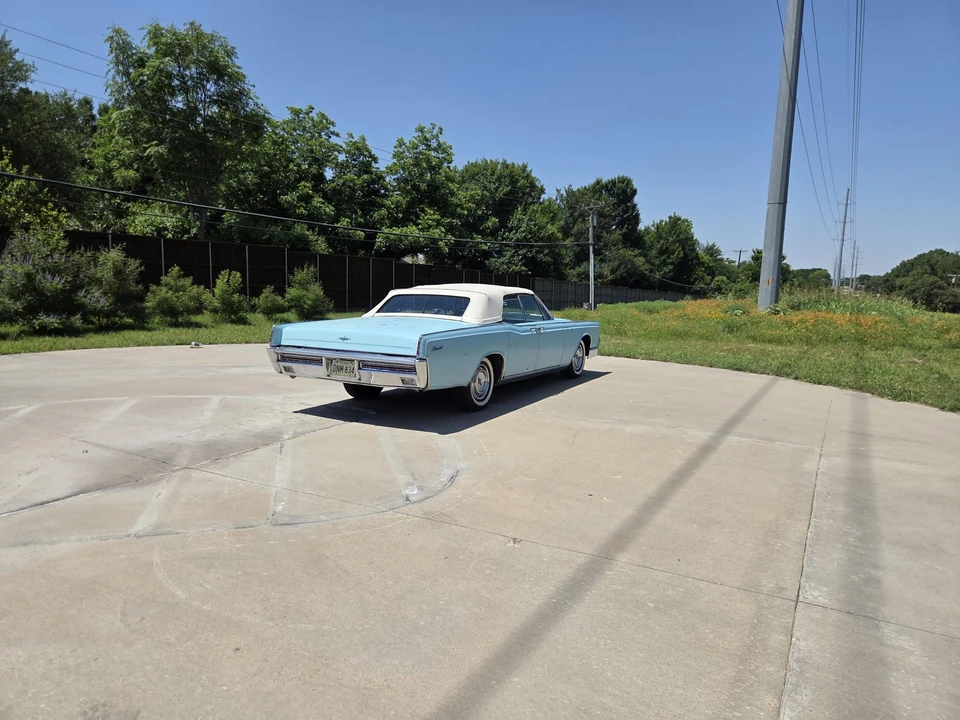 1967 Lincoln - Image 12 of 31
