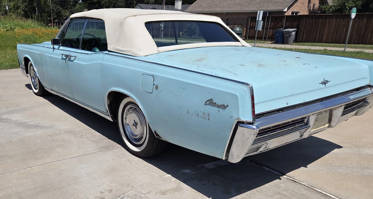1967 Lincoln - Image 30 of 31