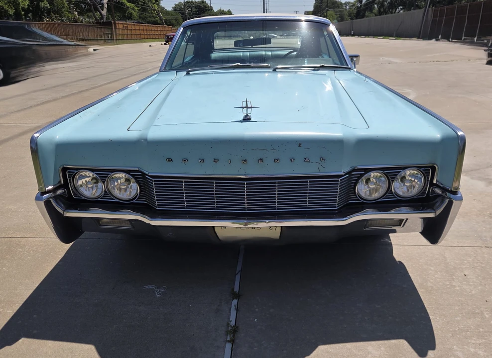 1967 Lincoln - Image 24 of 31