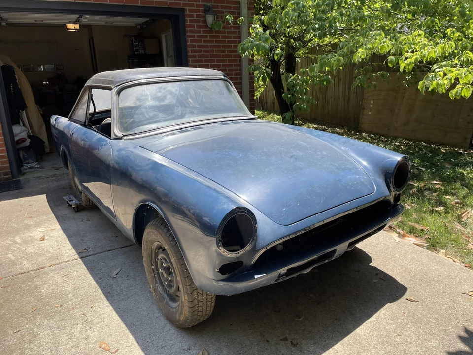 1967 Sunbeam Alpine Series V - Image 4 of 31
