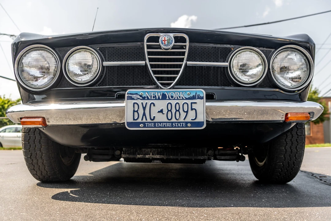 1969 Alfa Romeo 1750 GT Veloce - Image 13 of 31