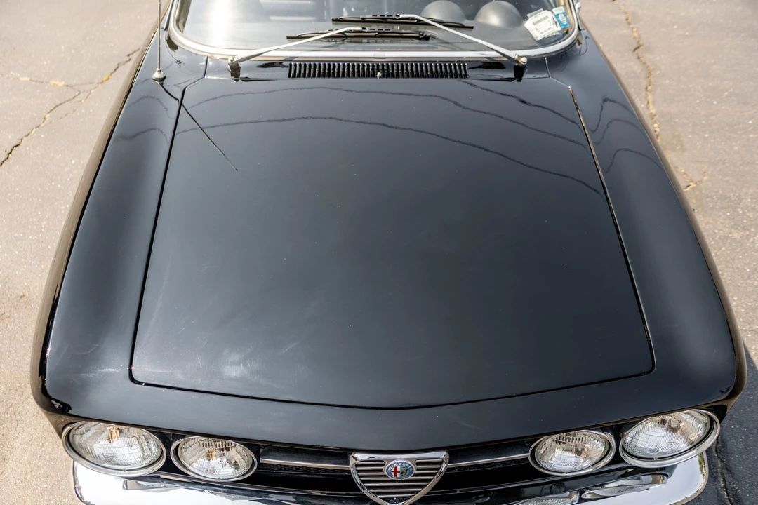 1969 Alfa Romeo 1750 GT Veloce - Image 12 of 31