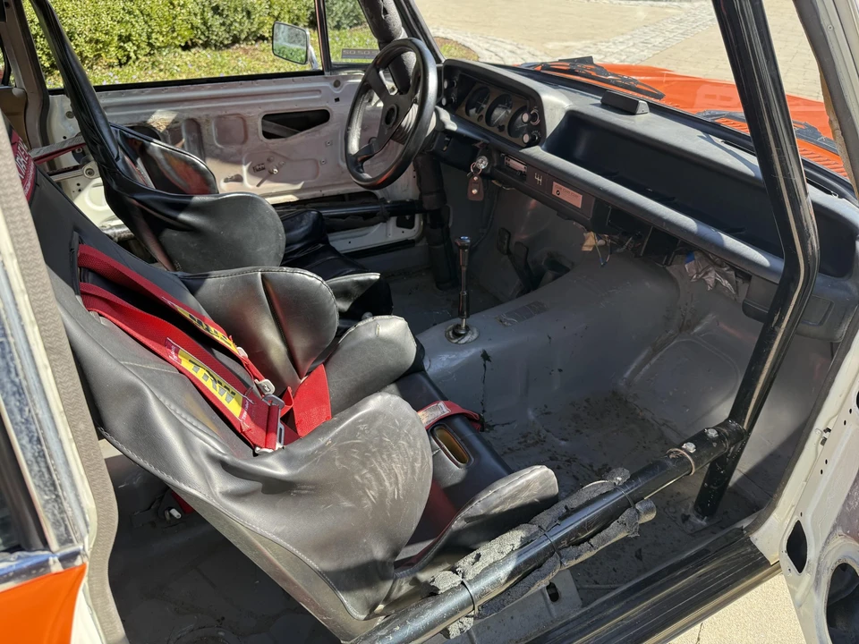 1975 BMW 2002 - Image 28 of 31