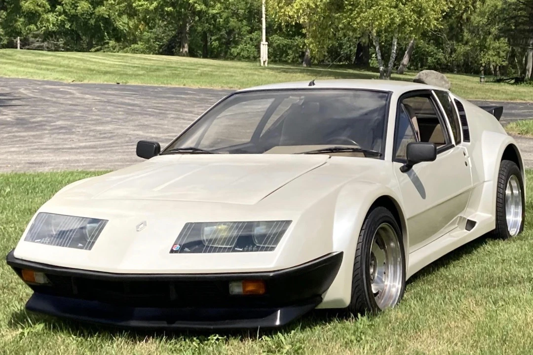 1984 Alpine - Image 1 of 31