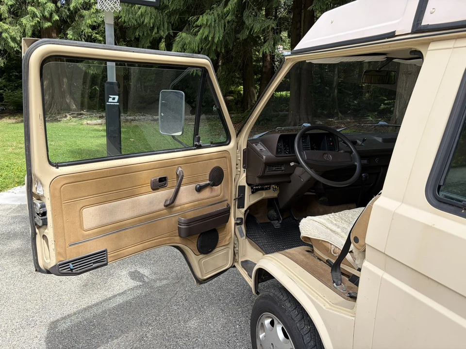 1985 Volkswagen Vanagon - Image 24 of 31