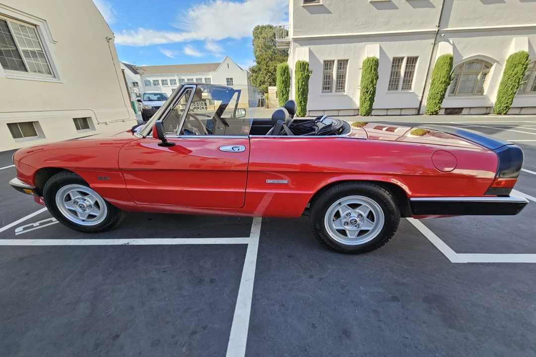 1986 Alfa Romeo Series 3 - Image 10 of 31