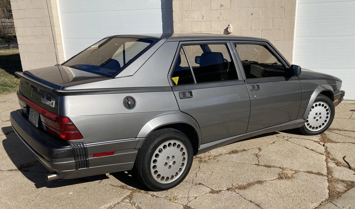 1988 Alfa Romeo 75/Milano - Image 12 of 31