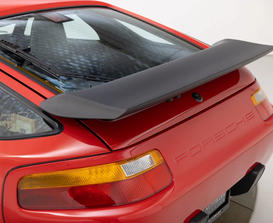 1988 Porsche 928 S4 - Image 22 of 31