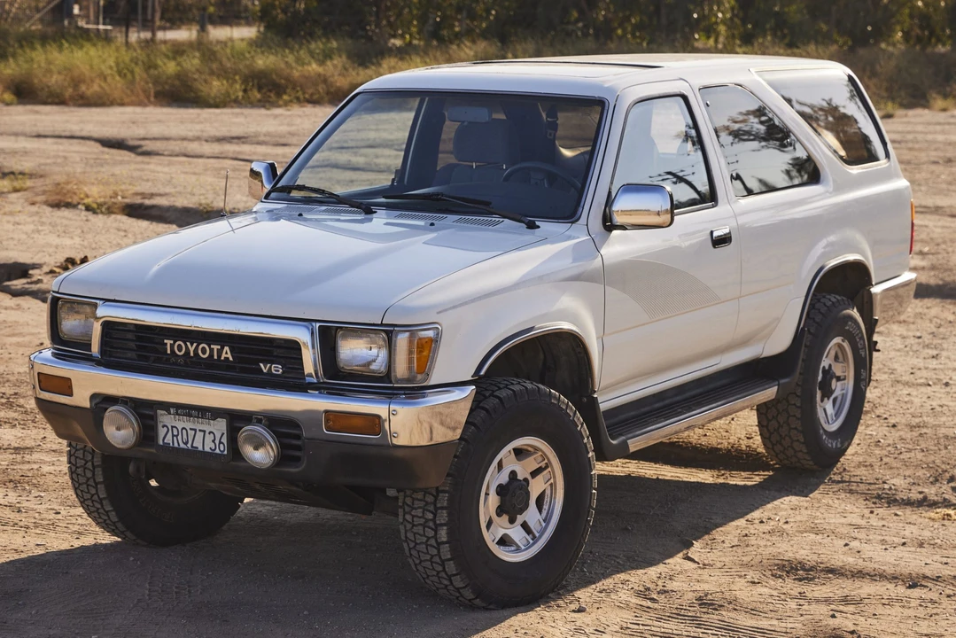 1990 Toyota 4Runner 2nd Gen - Image 2 of 31