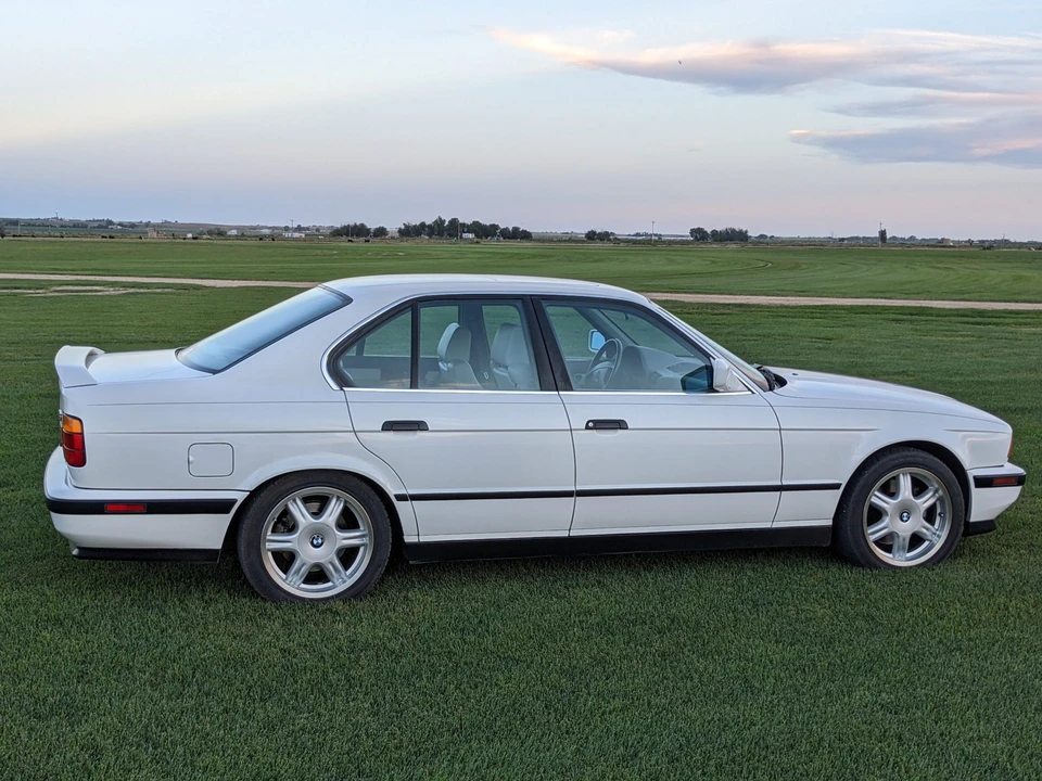 1991 BMW E34 M5 - Image 17 of 31