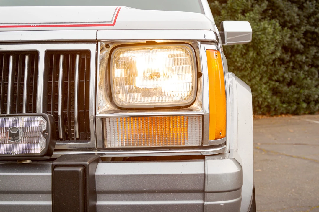 1991 Jeep XJ Cherokee - Image 23 of 31