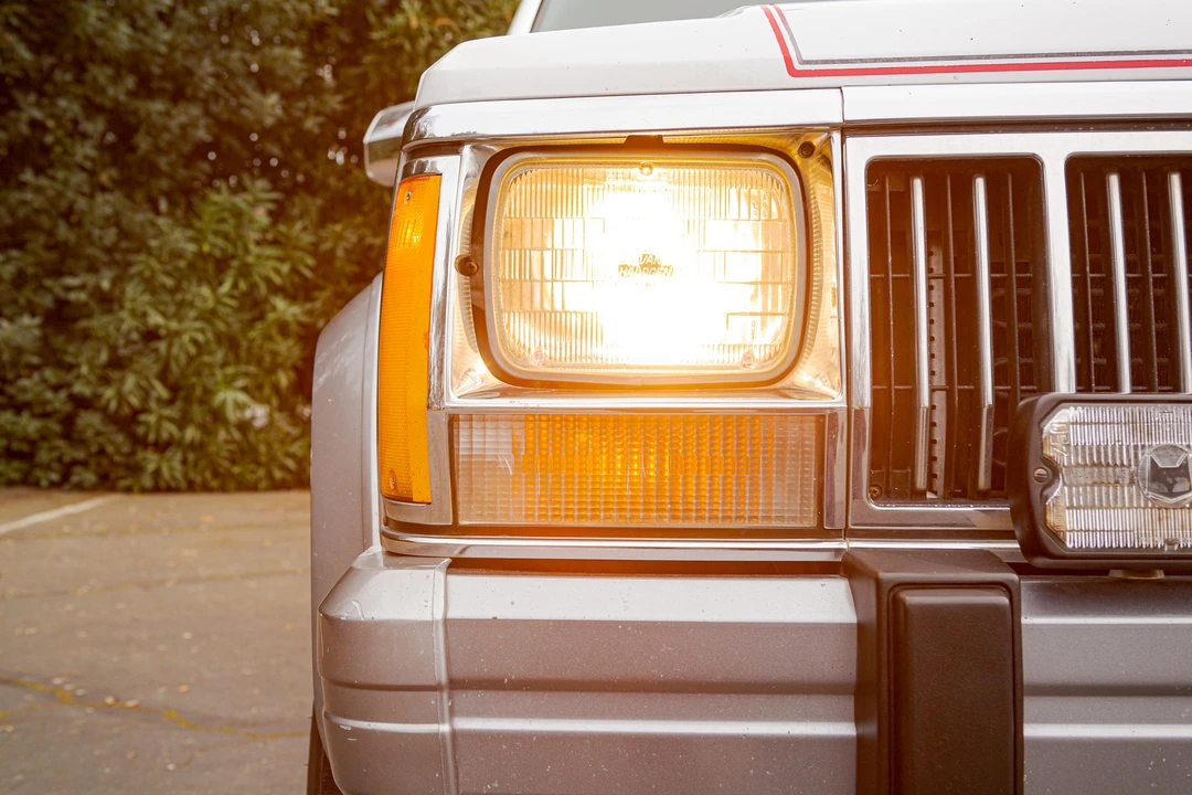 1991 Jeep XJ Cherokee - Image 24 of 31
