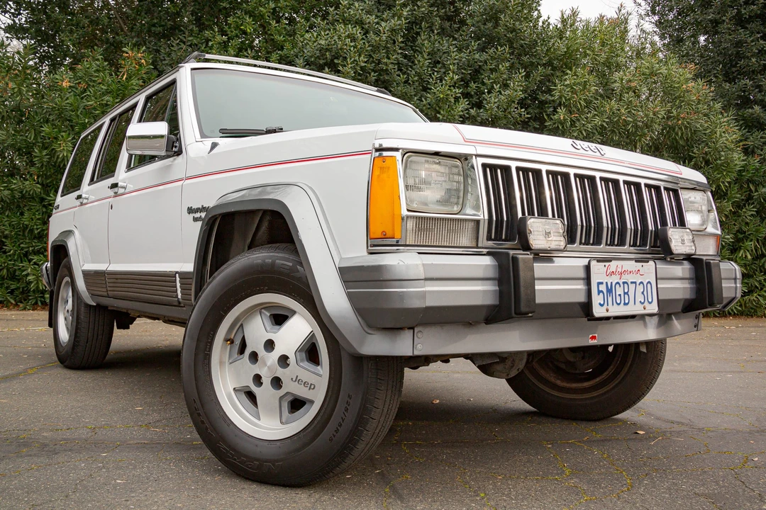 1991 Jeep XJ Cherokee - Image 9 of 31