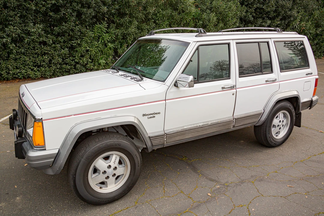 1991 Jeep XJ Cherokee - Image 2 of 31